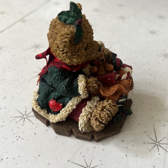 Vintage Limited Edition Heart Patch Place Young’s Incorporated Resin Bear - Picture 3 of 4